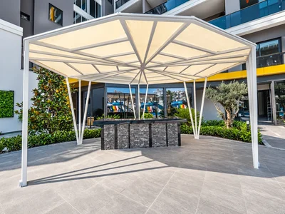Apartamentowiec Kurt Safir / Euro 21