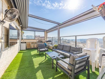 Wohnviertel Penthouse rare a har homa avec revenu passif et vue a couper le souffle