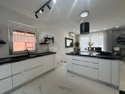 Cabaña Kuća 150 m² na Prodaju – Susanj, Bar