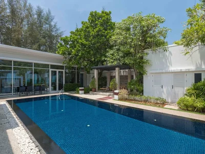Villa Splash Beach Resort