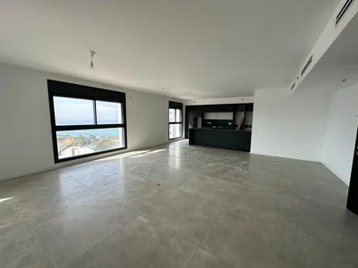 Residential quarter Beau 5 pieces immeuble de luxe