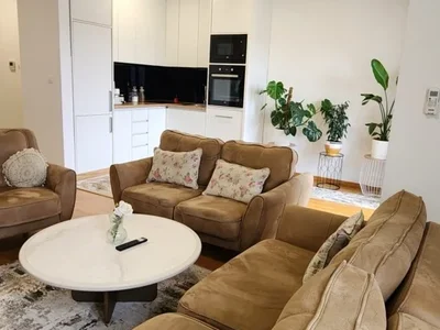 Wohnviertel Stan 160 m² na Prodaju – Stari Aerodrom, Podgorica