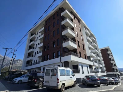 Wohnviertel Stan 54 m² na Prodaju – Stari Bar, Bar