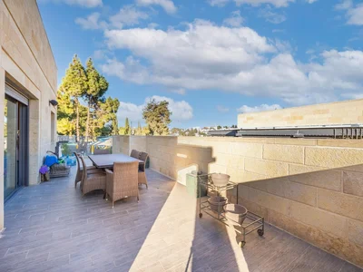 Residential quarter Penthouse rare a louer museum residence jerusalem