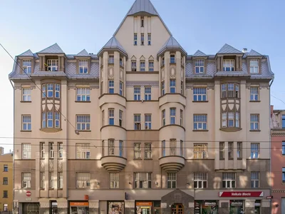 Immeuble Čaka iela 83/85