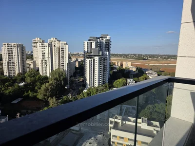Residential quarter Appartement neuf de 3 pieces dans le nord de tel aviv