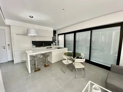 Quartier résidentiel Emplacement idéal ! joli 3 pièces à vendre, entièrement meublé, hayarkon, tel aviv