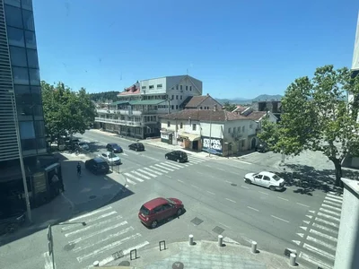 Wohnviertel Stan 55 m² na Izdavanje – Centar, Podgorica