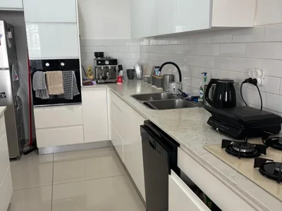 Жилой квартал Grand 5 pieces a vendre etage eleve avec vue sur la mer maar ashdod
