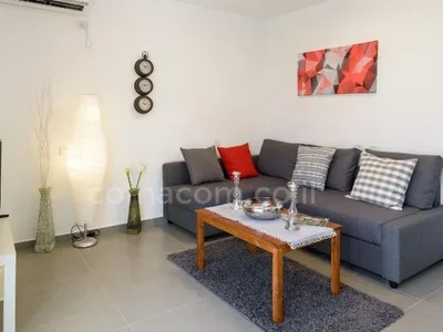 Residential quarter Avec terrasse dans un bel immeuble au centre bon emplacement proche de la mer a ne pas manquer bien agence bel appartement bonne affaire magnifique