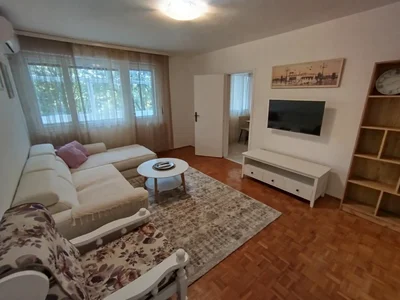Wohnviertel Stan 70 m² na Izdavanje – Zabjelo, Podgorica