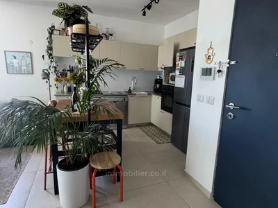 Dzielnica mieszkaniowa Appartement 3 pieces rue ehud manor a bat yam 76m16m vue degagee