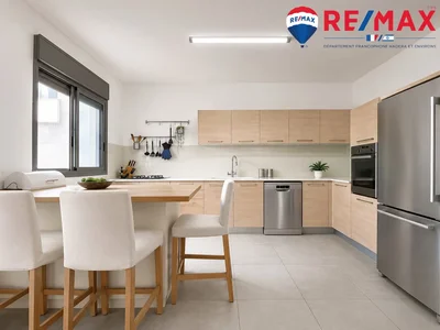 Residential quarter Grand appartement familial de 5 pieces avec souccah en plein quartier park