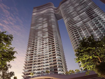 Complexe résidentiel New high-rise residence Seahaven Tower C with a swimming pool and a lounge area, Nad Al Sheba 1, Dubai, UAE
