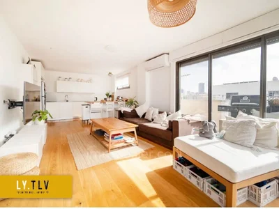 Quartier résidentiel Superbe 4 pieces duplex penthouse dans le lev hair avec mamad et parking