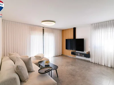 Wohnviertel Superbe appartement de 4 pieces comme neuf en bord de mer de hadera a givat olga