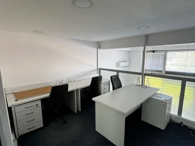 Handel Poslovni prostor 160 m² na Prodaju – Capital Plaza, Podgorica