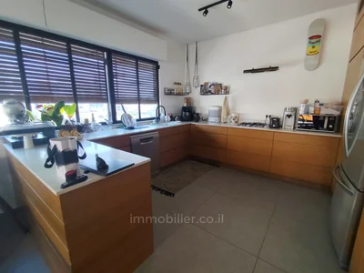 Wohnviertel Penthouse immeuble de standing rothschild