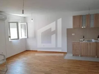 Barrio residencial Stan 69 m² na Izdavanje – Ljubović, Podgorica