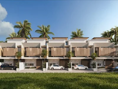 Zespół mieszkaniowy New complex of premium villas in a quiet area, 500 meters from the ocean, Bali, Indonesia