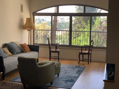 Dzielnica mieszkaniowa Appartement a louer a jerusalem abu tor