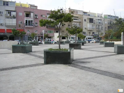 Dzielnica mieszkaniowa A renover avec terrasse calme a ne pas manquer agreable bien agence clair spacieux