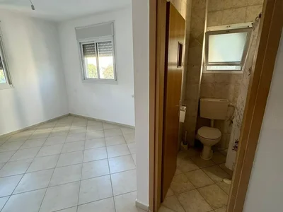 Barrio residencial A ne pas manquer au centre avec terrasse bien agence bonne affaire dans un bel immeuble en bon etat