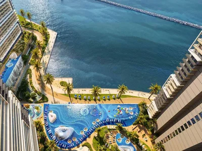 Wohnanlage Branded residential complex Chelsea Residences with a beach club and marina in Dubai Maritime City, UAE