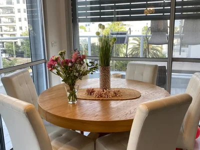 Dzielnica mieszkaniowa Opportunite dinvestissement appartement 5 pieces loue secteur nord