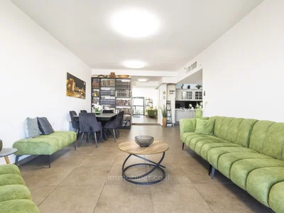 Residential quarter Immeuble neuf arnona 5 pieces