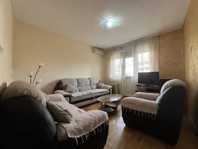 Wohnviertel Stan 51 m² na Izdavanje – Preko Morače, Podgorica